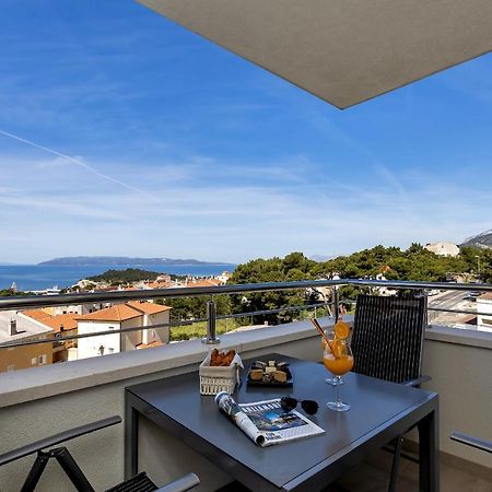 Apartment Navis, Sea View Макарска Экстерьер фото