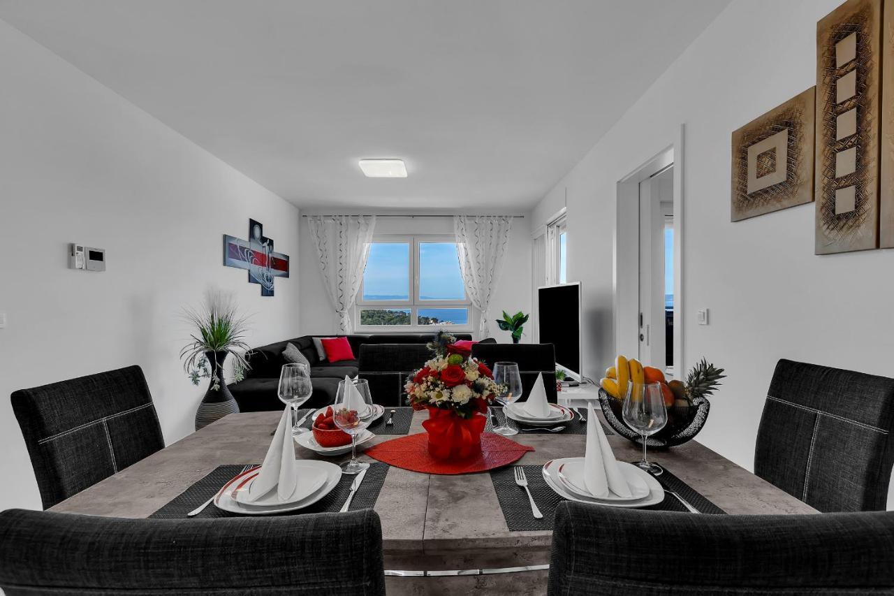 Apartment Navis, Sea View Макарска Экстерьер фото